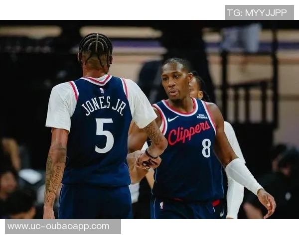 快船若进附加赛且小卡复出将成为季后赛的潜在黑马 快船若进附加赛且小卡复出将成为季后赛的潜在黑马